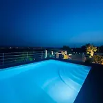 Villa Casale Bagni With Independent Pool Canicattini Bagni