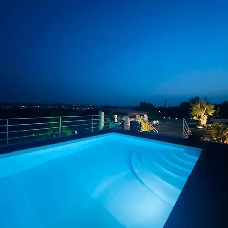 Villa Casale Bagni With Independent Pool Canicattini Bagni