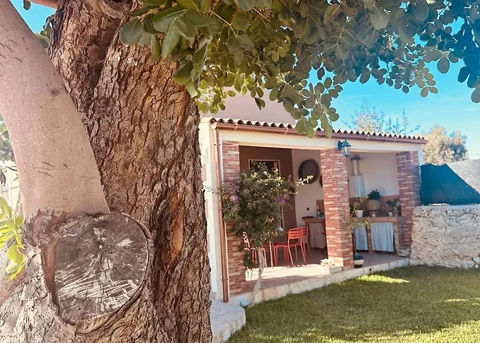 Villa Casale Bagni With Independent Pool Canicattini Bagni
